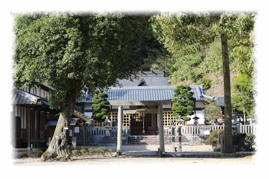 穴石神社